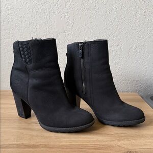 Women's Timberland Black Ankle Booties with Side Zip
